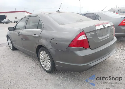 2010 Ford Fusion Hybrid from USA, damaged, VIN 3FADP0L38AR302985